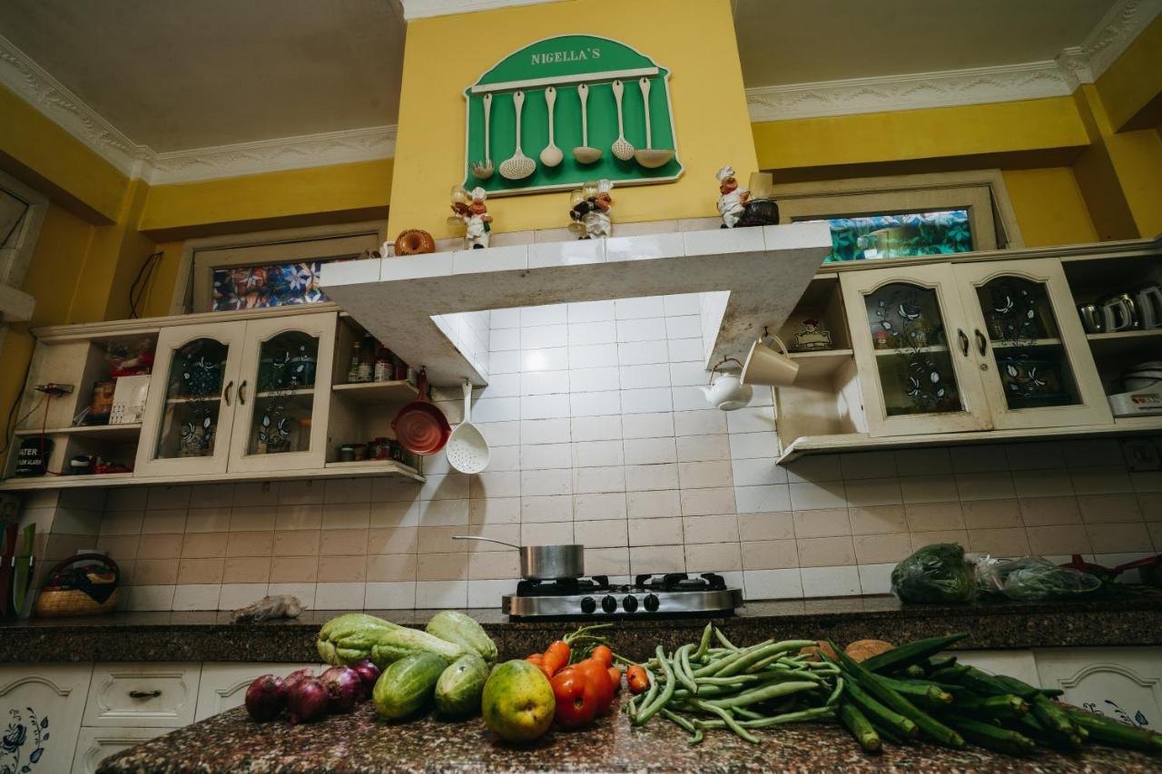 Rock Cliff Home Stay Шиллонг Экстерьер фото